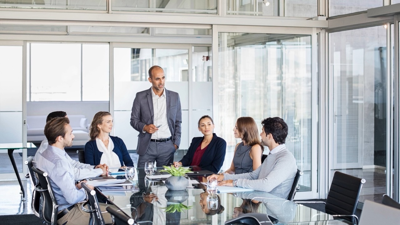 When a Fractional Chief Sales Officer for B2B Fits